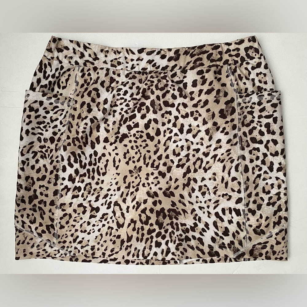 Chico's Zenergy Golf Tennis Skort-Chico's Size 3 US 16. Cheetah Print